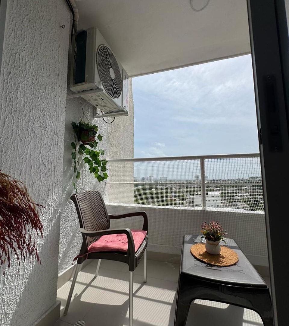 Del Mar Apartment
